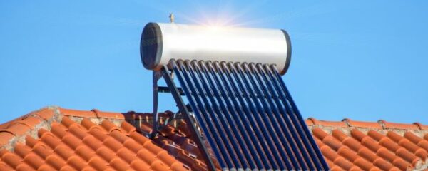 Chauffe eau thermodynamique avec panneau photovoltaique